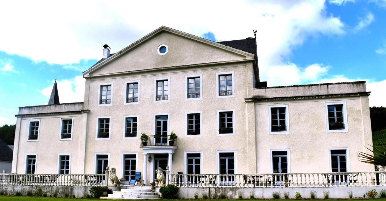 Chateau Roquehort Avec Ev Recharge Point 22Kw Monein Exterior foto