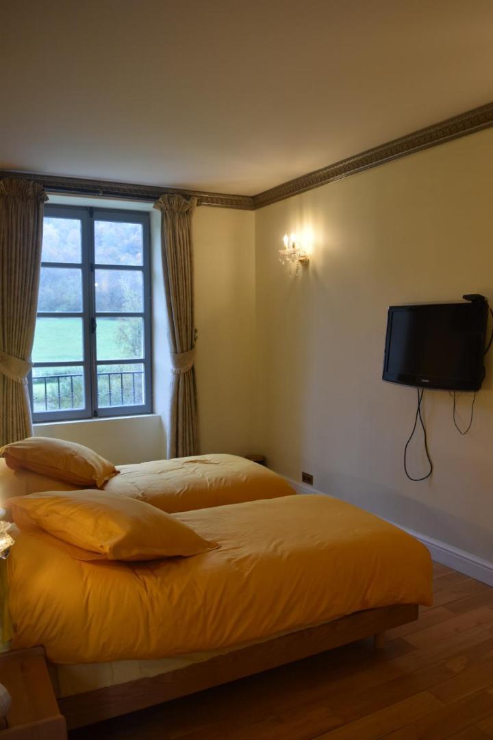 Chateau Roquehort Avec Ev Recharge Point 22Kw Monein Cameră foto